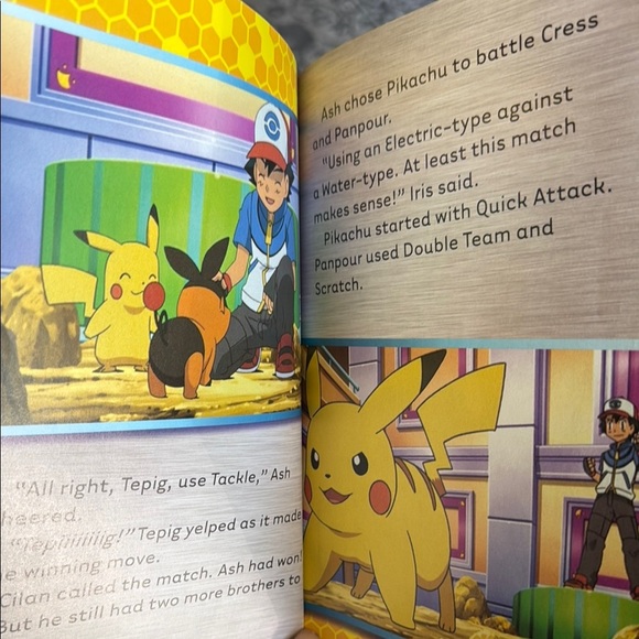Scholastic Pokémon Black & White Book - Picture 3 of 4